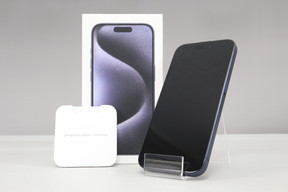 2025年10月09日にエコデジが買取したApple iPhone 15 Pro ブルーチタニウム 256GB MTUG3J/Aの画像