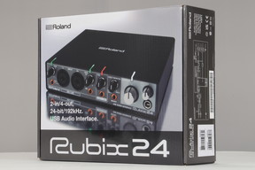2026年08月19日にエコデジが買取したROLAND USBオーディオインターフェイス Rubix24の画像