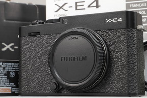 2026年09月20日にエコデジが買取したFUJIFILM X-E4 ボディ ブラックの画像
